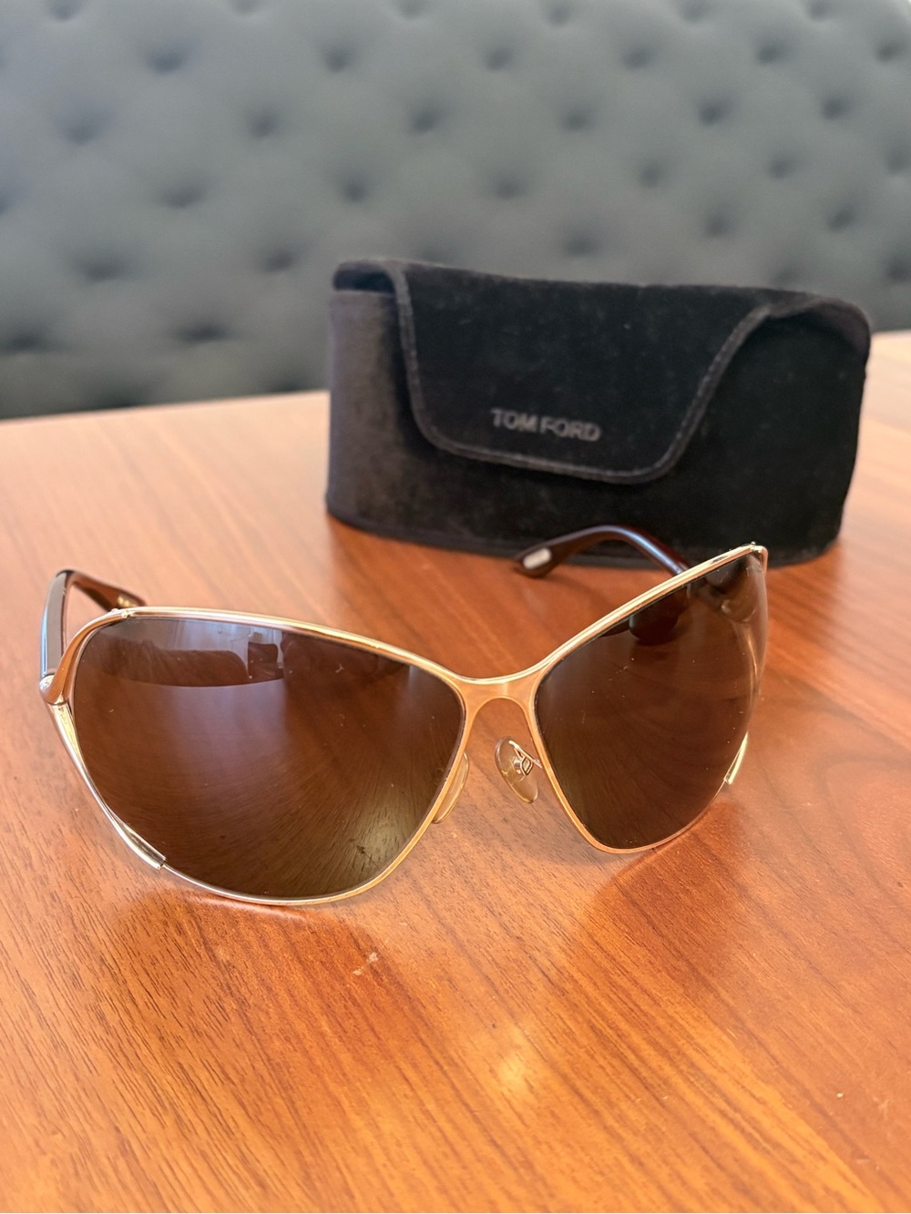 Tom Ford Anjelica TF7 Oversized Gold Sunglasses with Case